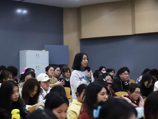 同学1提问